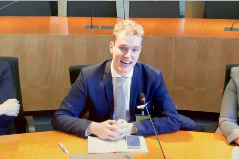 via beim Gesundheitsausschuss im Bundestag